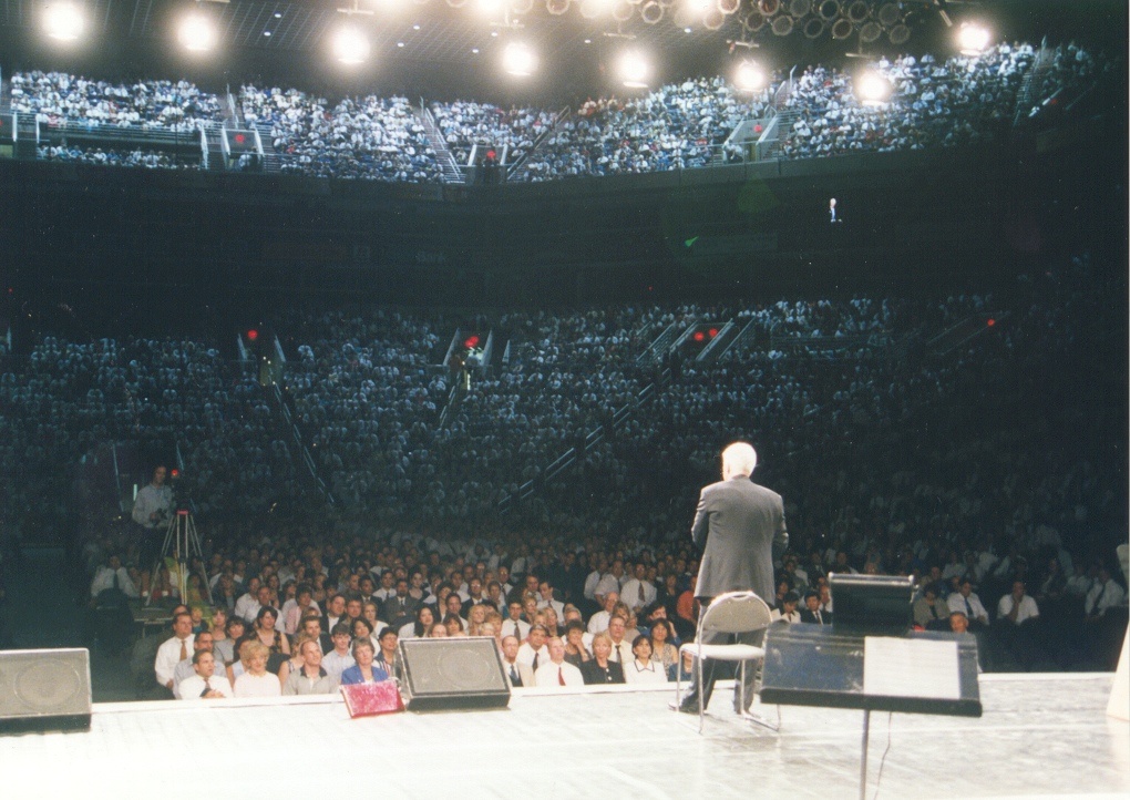 16000_people1_copy